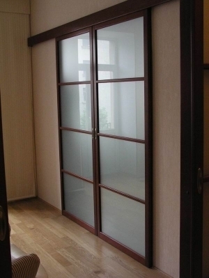 Межкомнатная стеклянная дверь (стекло белое матовое)